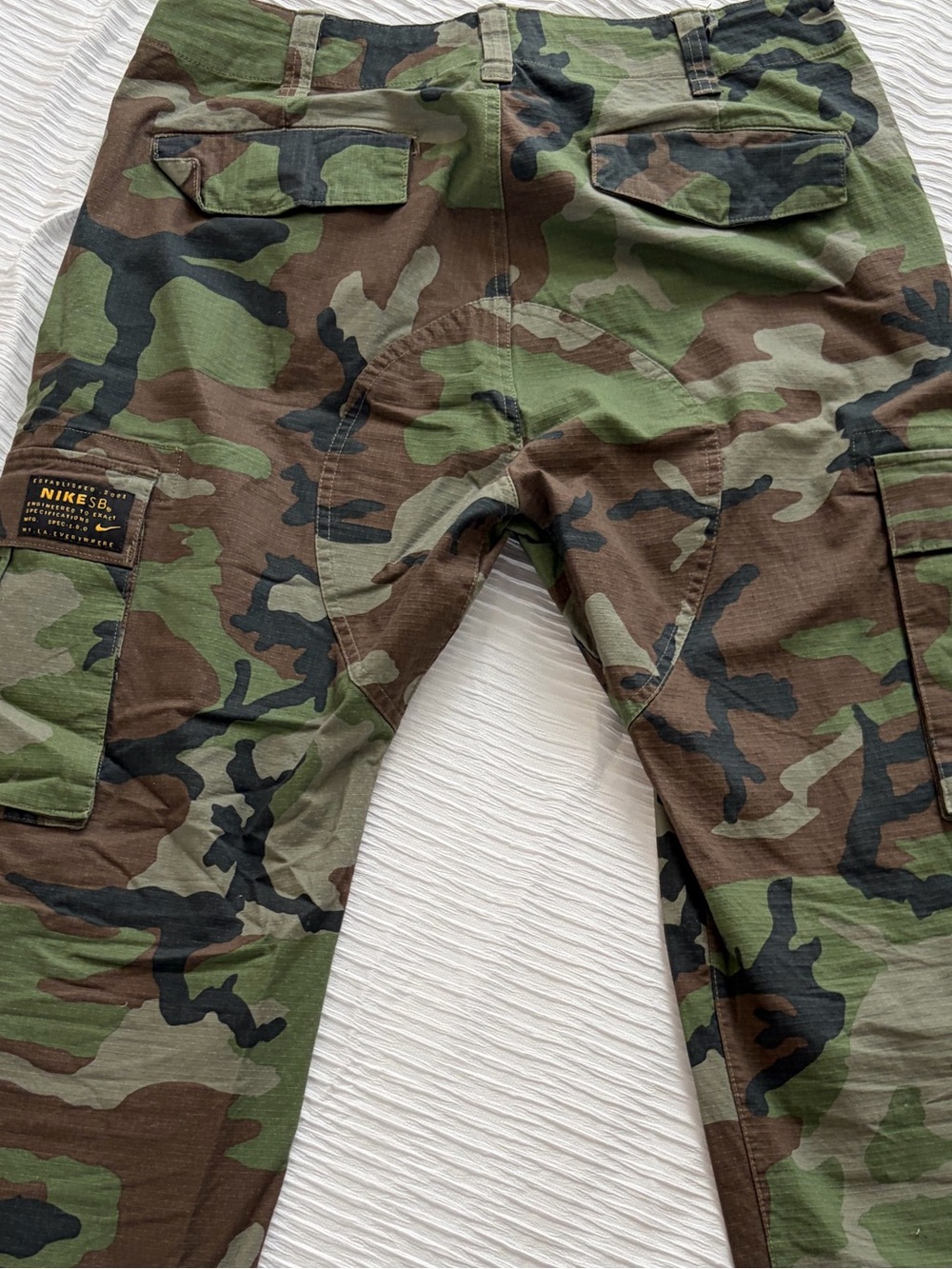 Nike SB Woodland Camo Cargo Pants - Green/Brown/Black - Picture 2 of 6